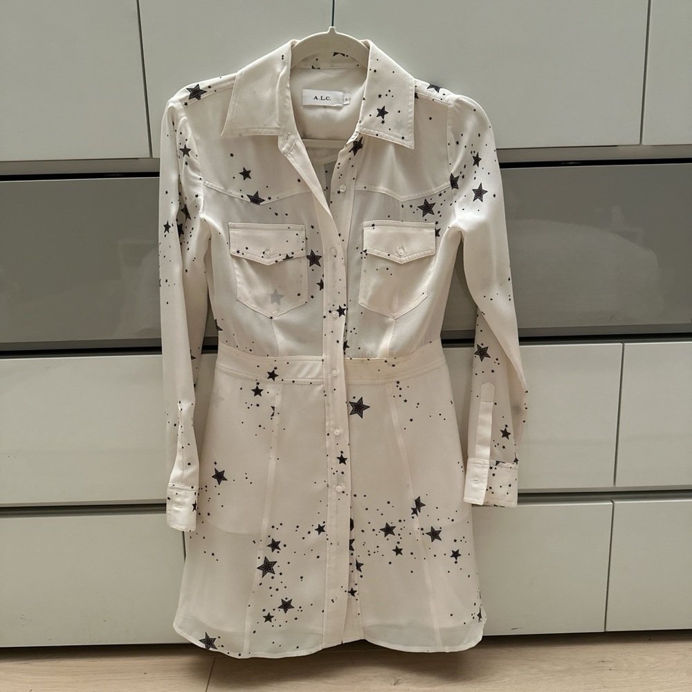 A.L.C. Silk Dress - Star design 
Size 0
Cinches at waist with pockets